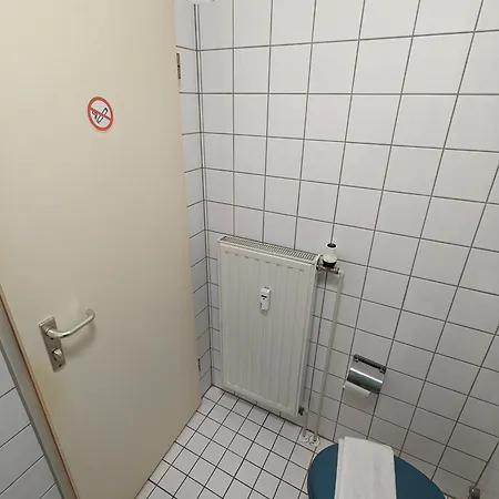 & Lift - Hoeft Apartment